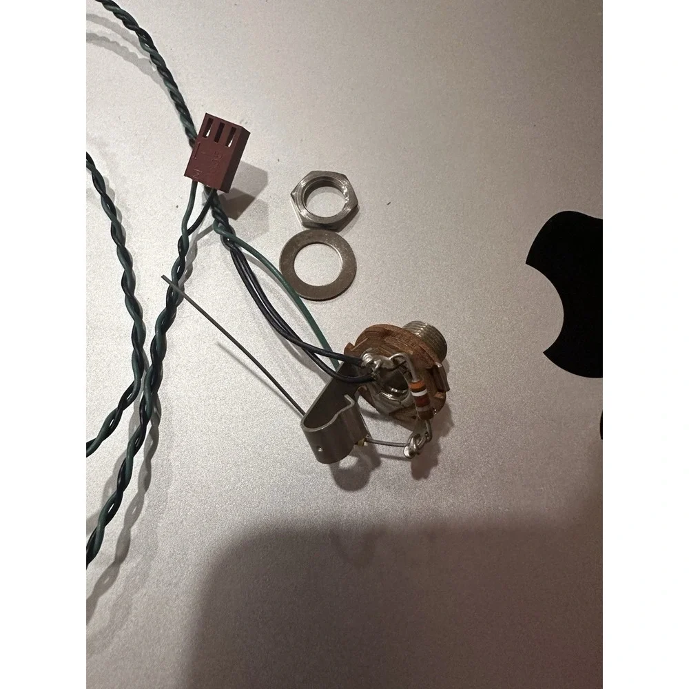 SwitchCraft Vintage‎ Audio Jack Socket Assembly with Resistors & Shield